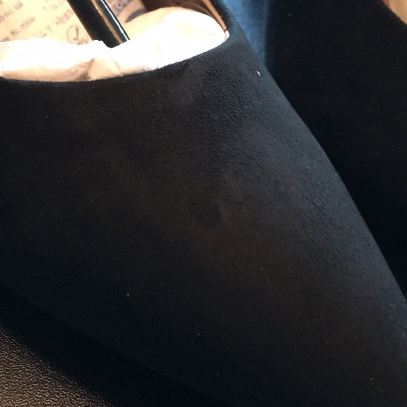 Brand new heels - Picture 2 of 4